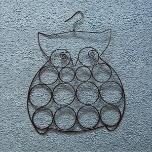 Owl-Shaped Metal Hanger